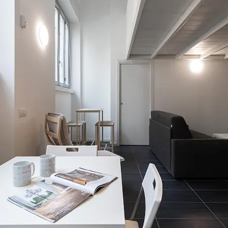 Apartamento Carcano 27 *
